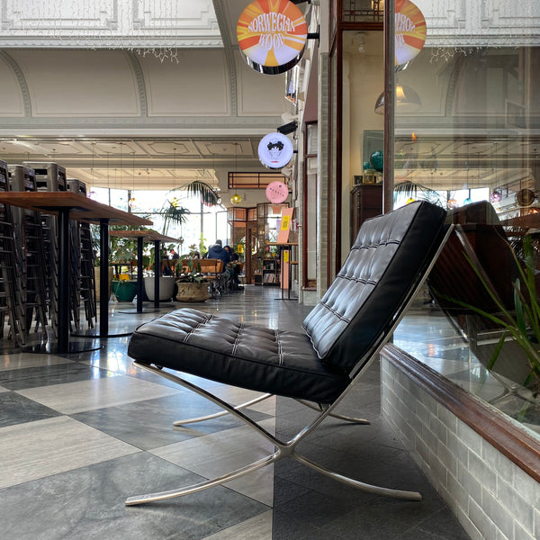 Black Barcelona chair