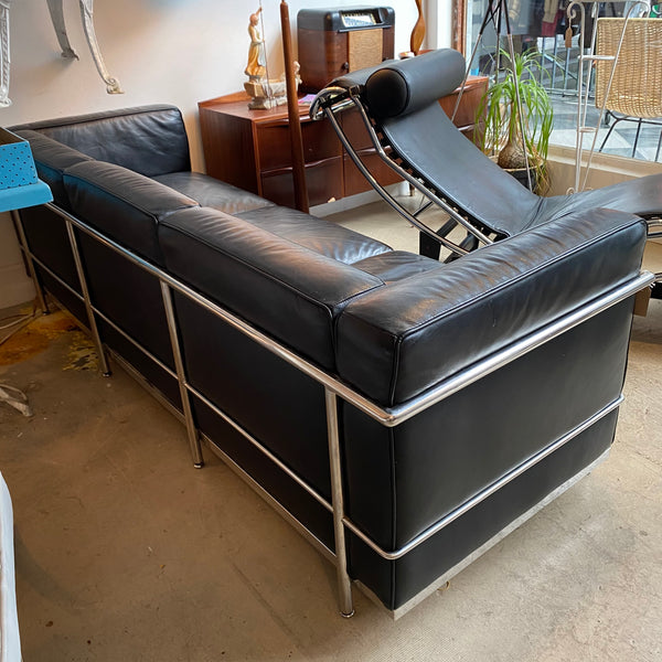 Le Corbusier LC3 Sofa