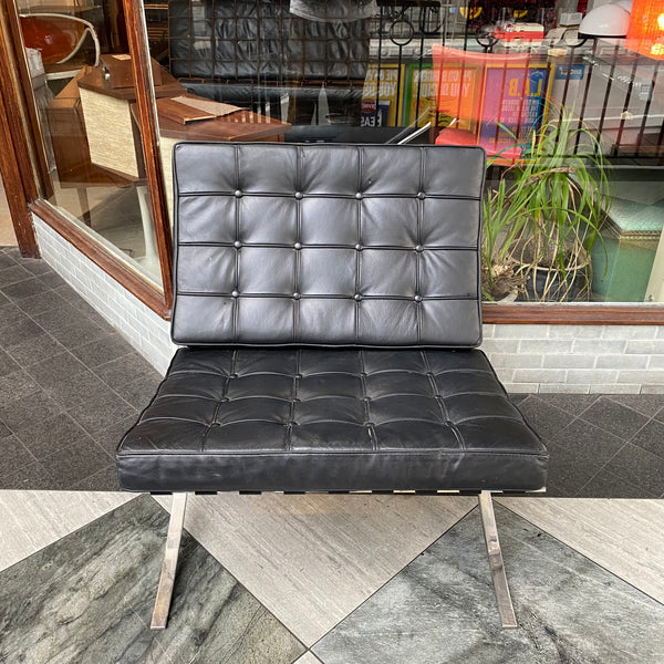 Black Barcelona chair