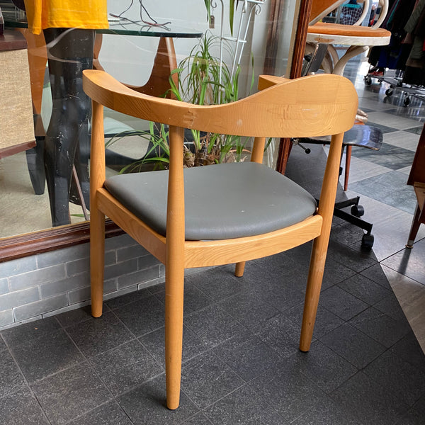 Elbow Chair