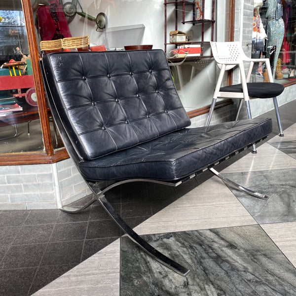 Black Barcelona chair