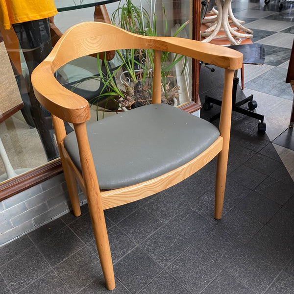 Elbow Chair