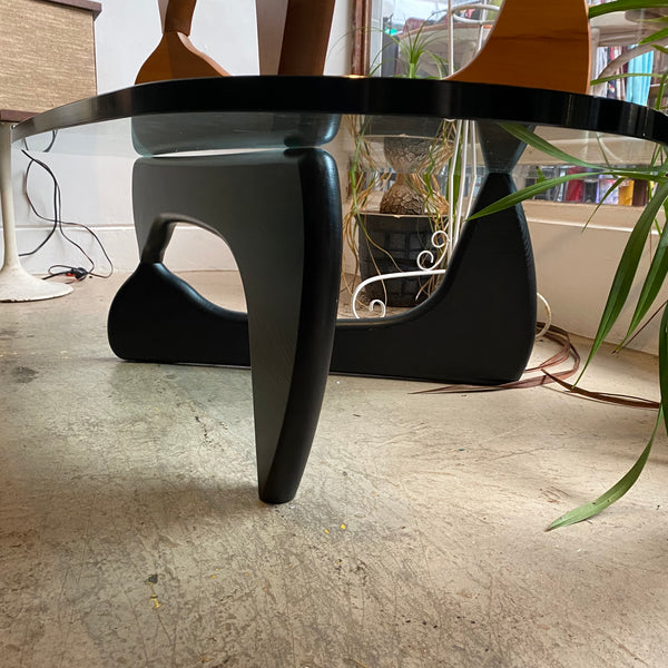 Replica Noguchi Coffee Table