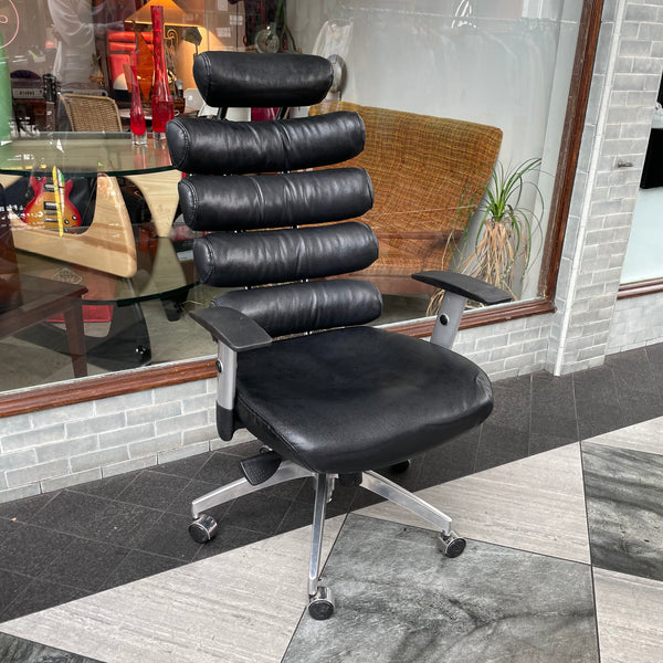 Mid-century style office chair